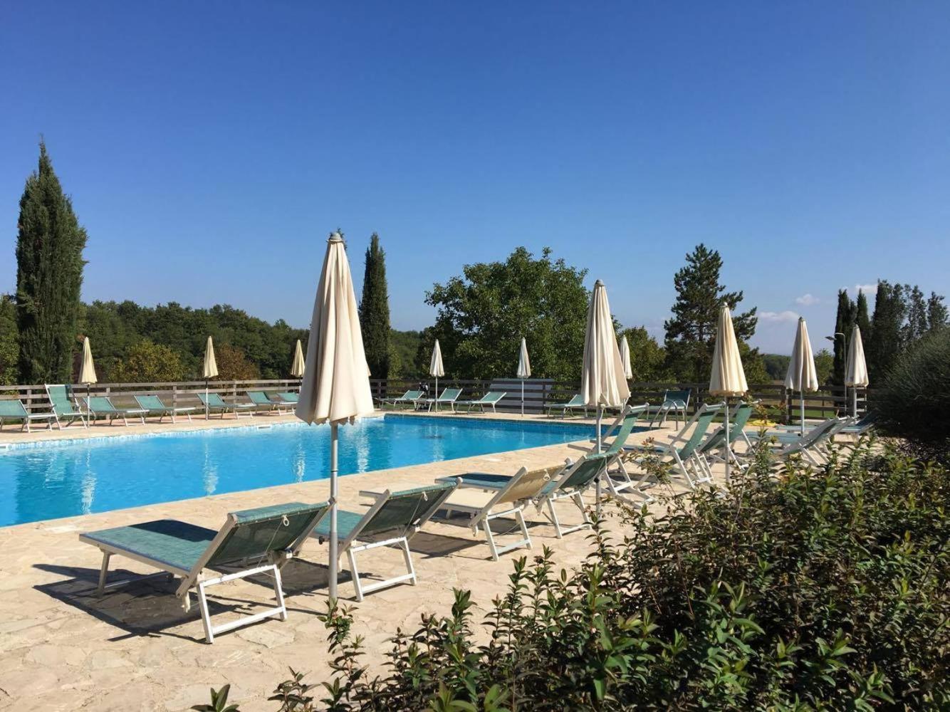 Fattoria Agriturismo Nerbona Casole dʼElsa Dış mekan fotoğraf
