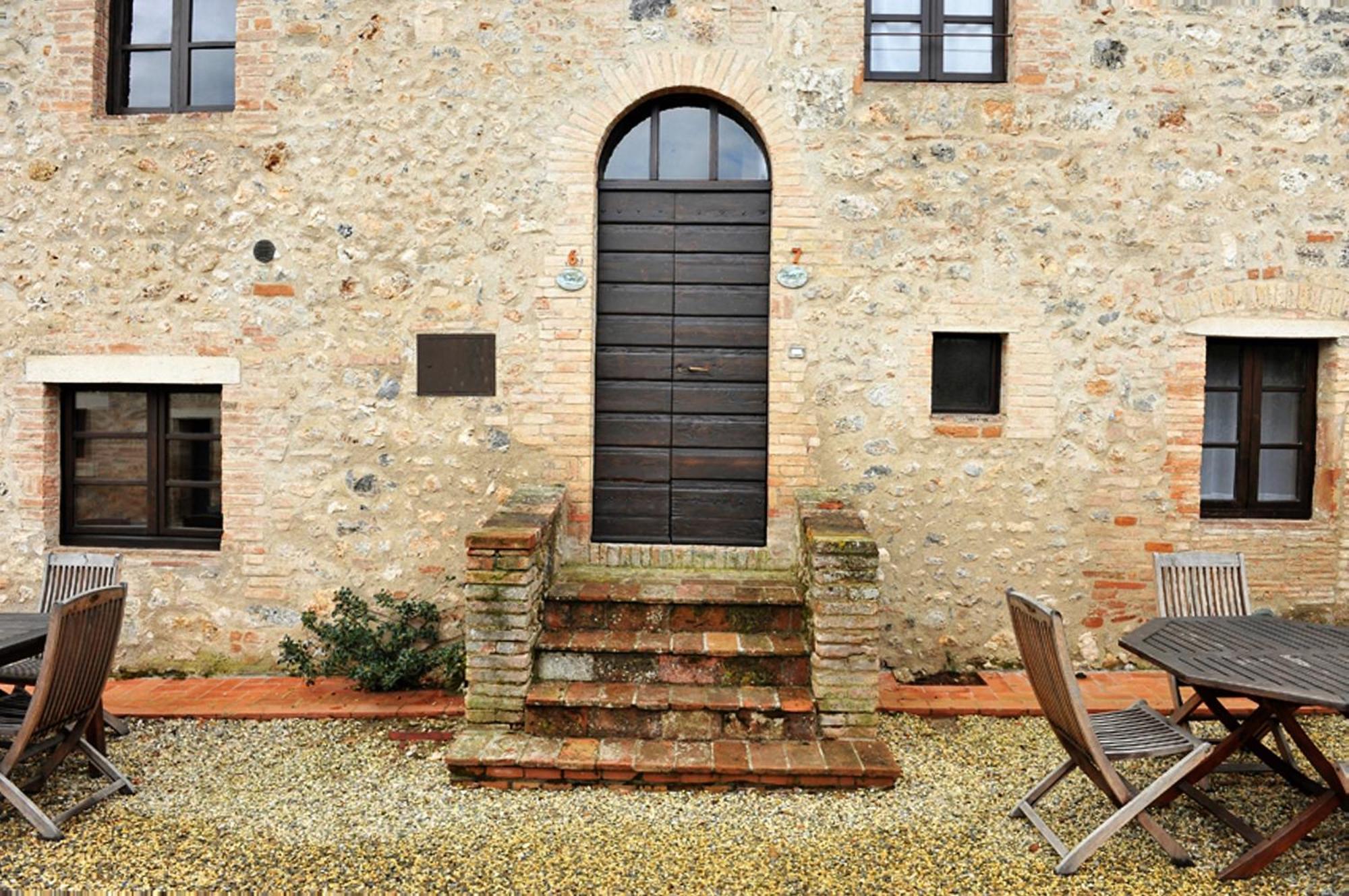 Fattoria Agriturismo Nerbona Casole dʼElsa Dış mekan fotoğraf