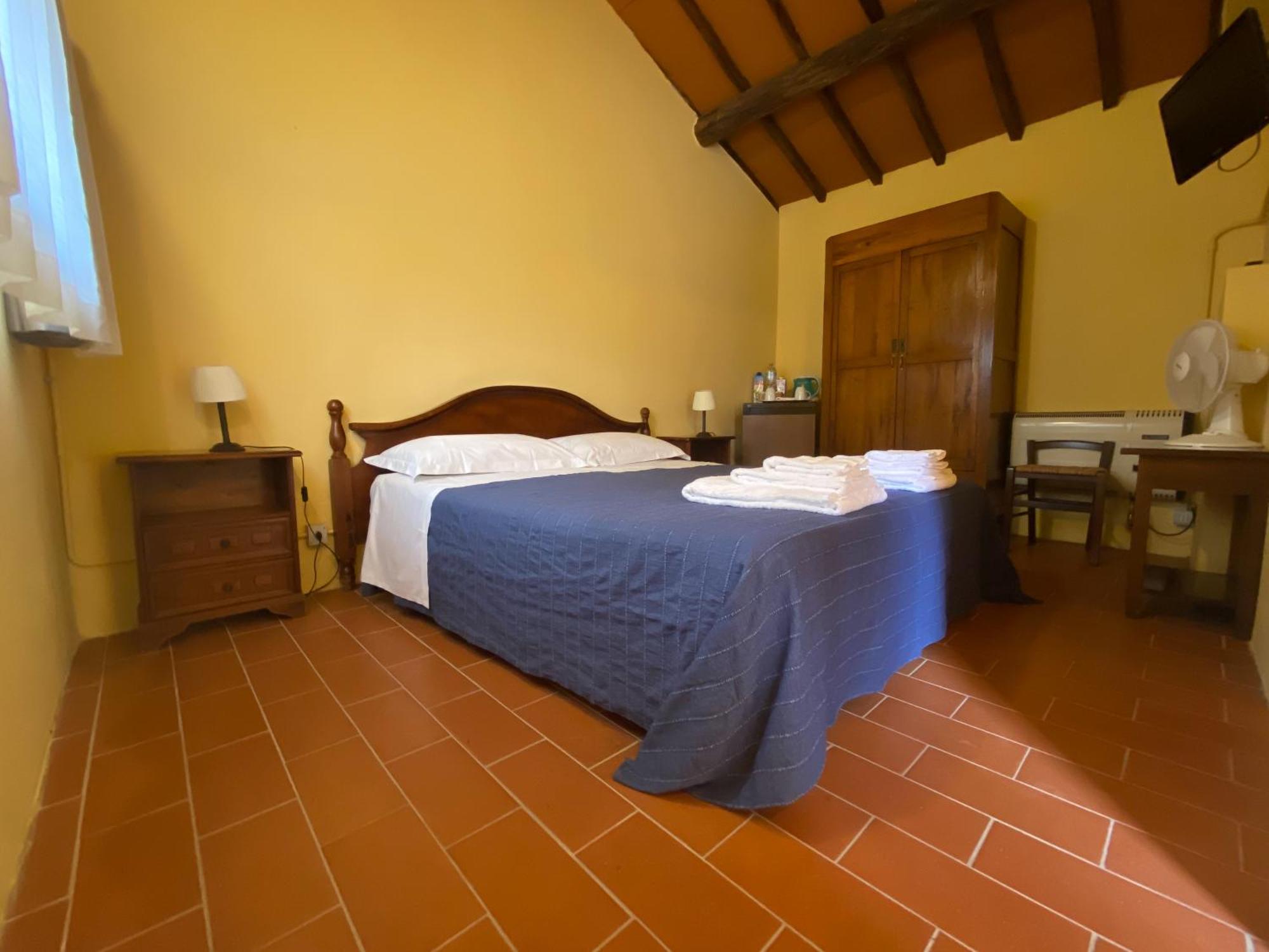 Fattoria Agriturismo Nerbona Casole dʼElsa Dış mekan fotoğraf